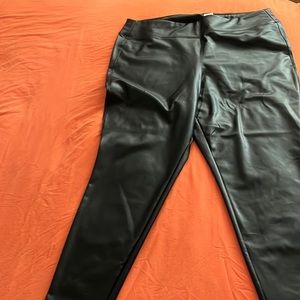Black vinyl GAP women pants. NEW NEW NEW